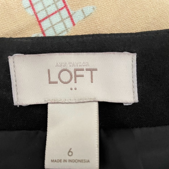 Skirt - Picture 2 of 7